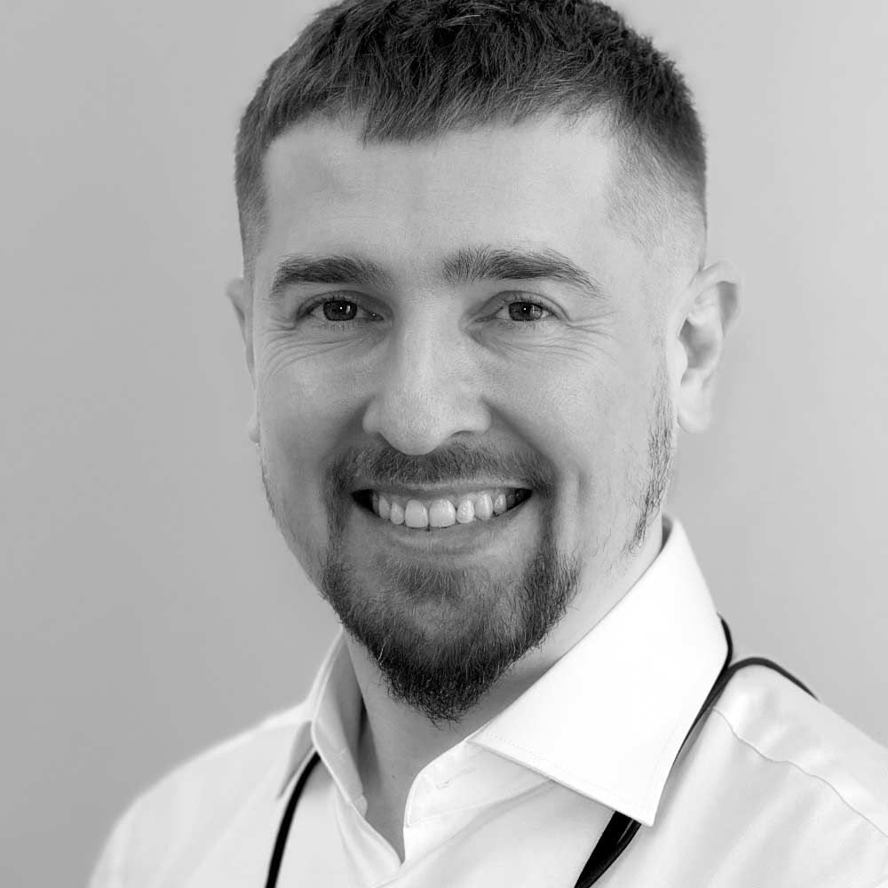 Александр Головач